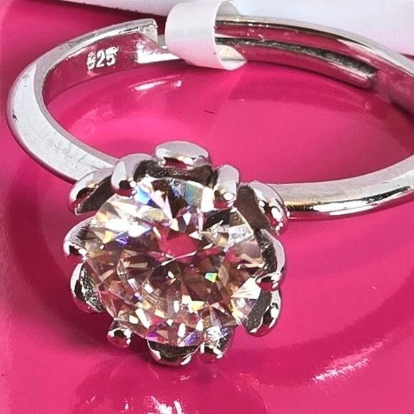 GH Color 8mm Moissanite 925 Sterling Silver Ring Sz 8.25 (adjustable) - Picture 5 of 8